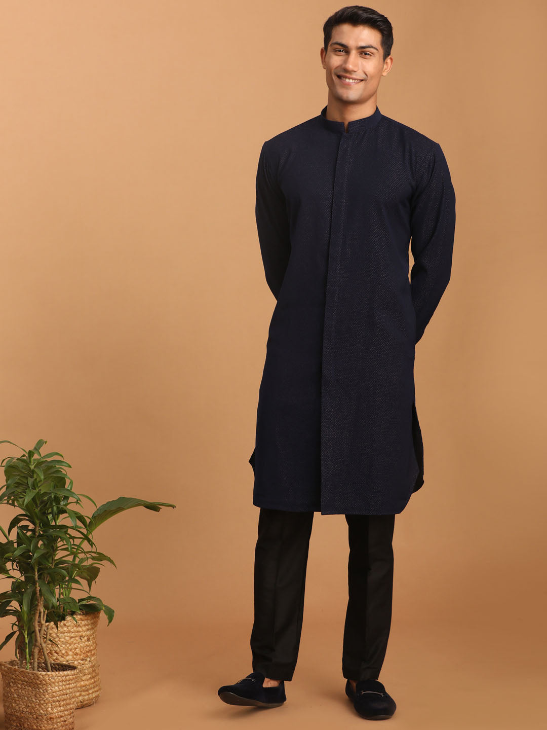 Men's Navy Blue Cotton Blend Straight Kurta Pyjama Set