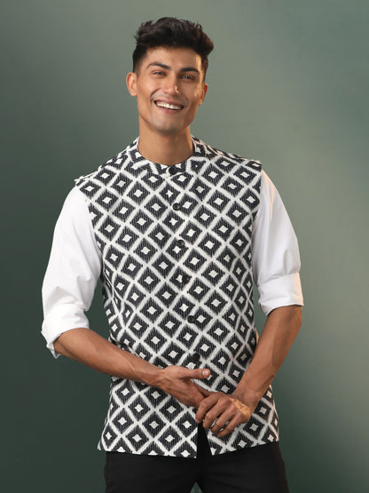 Men's Black And White Cotton Straight Nehru Jacket