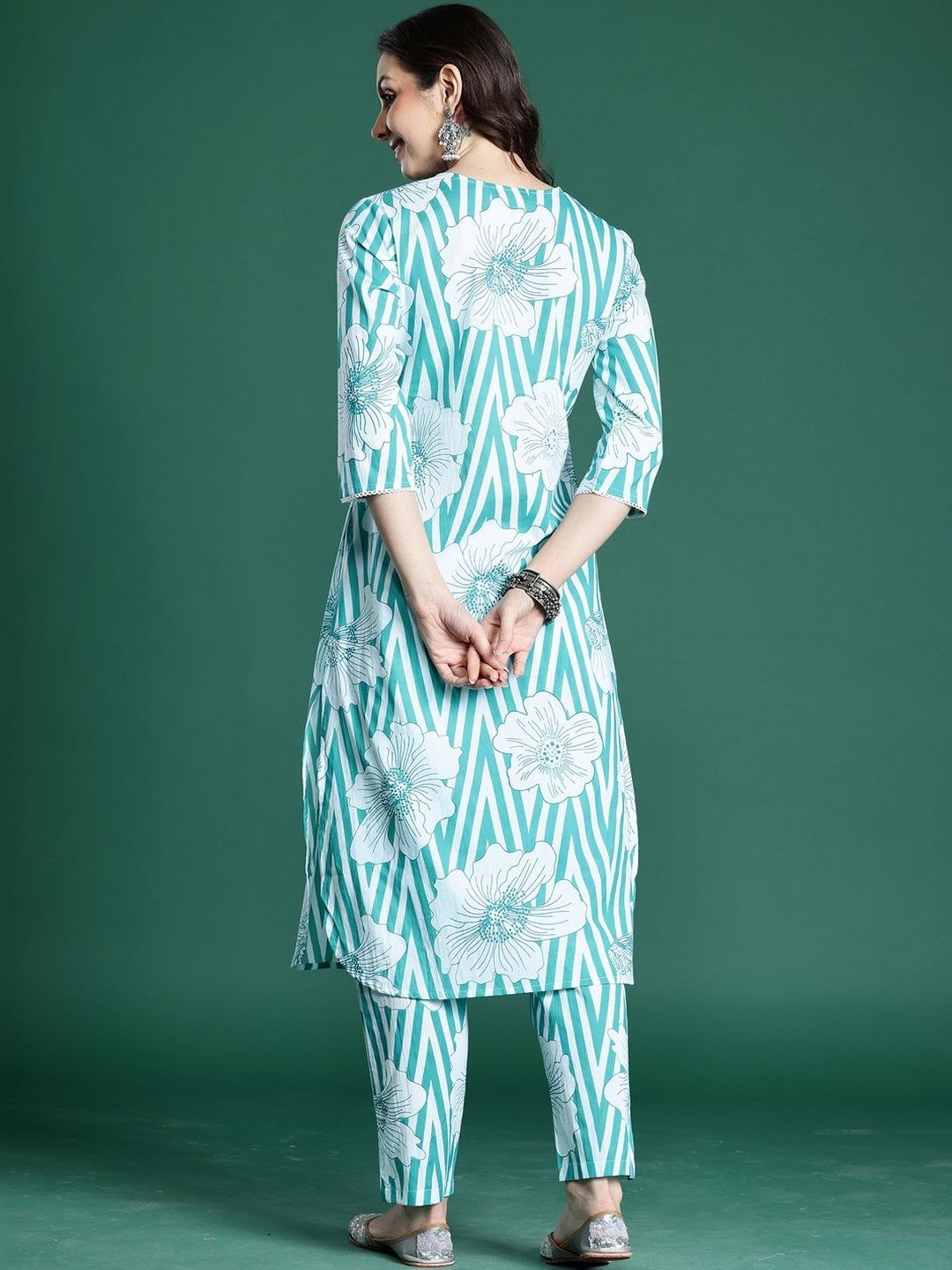 Women Floral Printed Regular Pure Cotton Kurta with Trousers