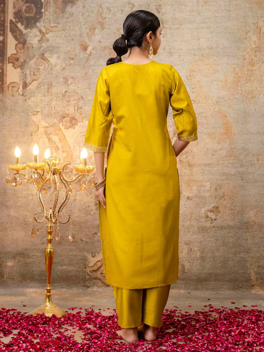Dhiyona VV Women's Kurta and Pant Sets Viscose Rayon Fabric