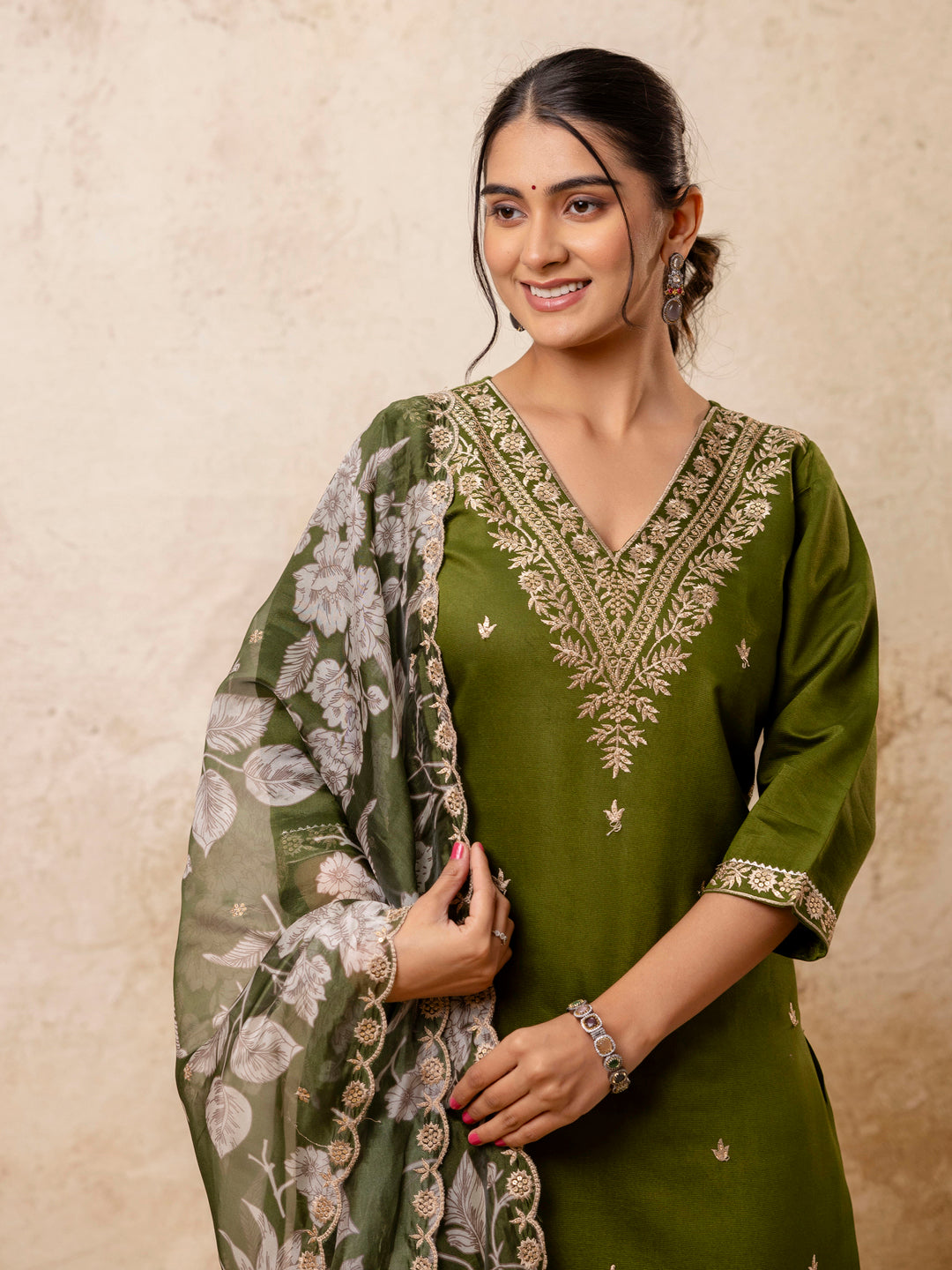 Dhiyona VV Women's Kurta and Pant Sets Viscose Rayon Fabric
