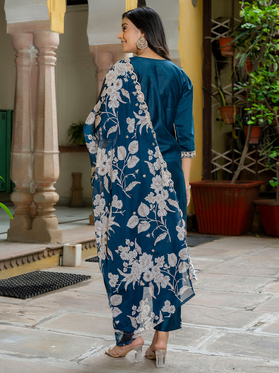 Dhiyona VV Women's Kurta and Pant Sets Viscose Rayon Fabric