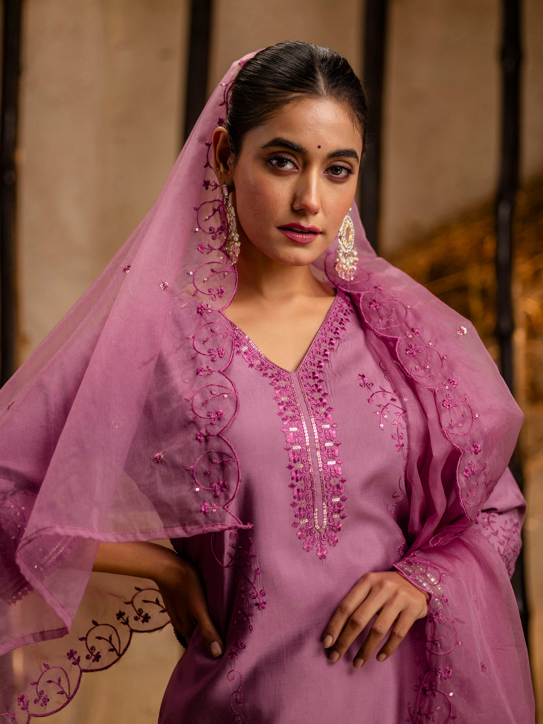 Dhiyona VV Women's Silk BlendEmbroidered Kurta And Pant Set With Dupatta