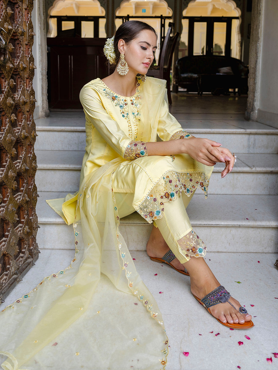 Dhiyona VV Women's Kurta and Pant Sets Viscose Roman Silk Fabric