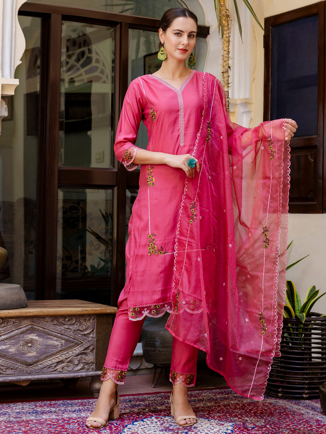 Dhiyona VV Women's Kurta and Pant Sets Viscose Roman Silk Fabric