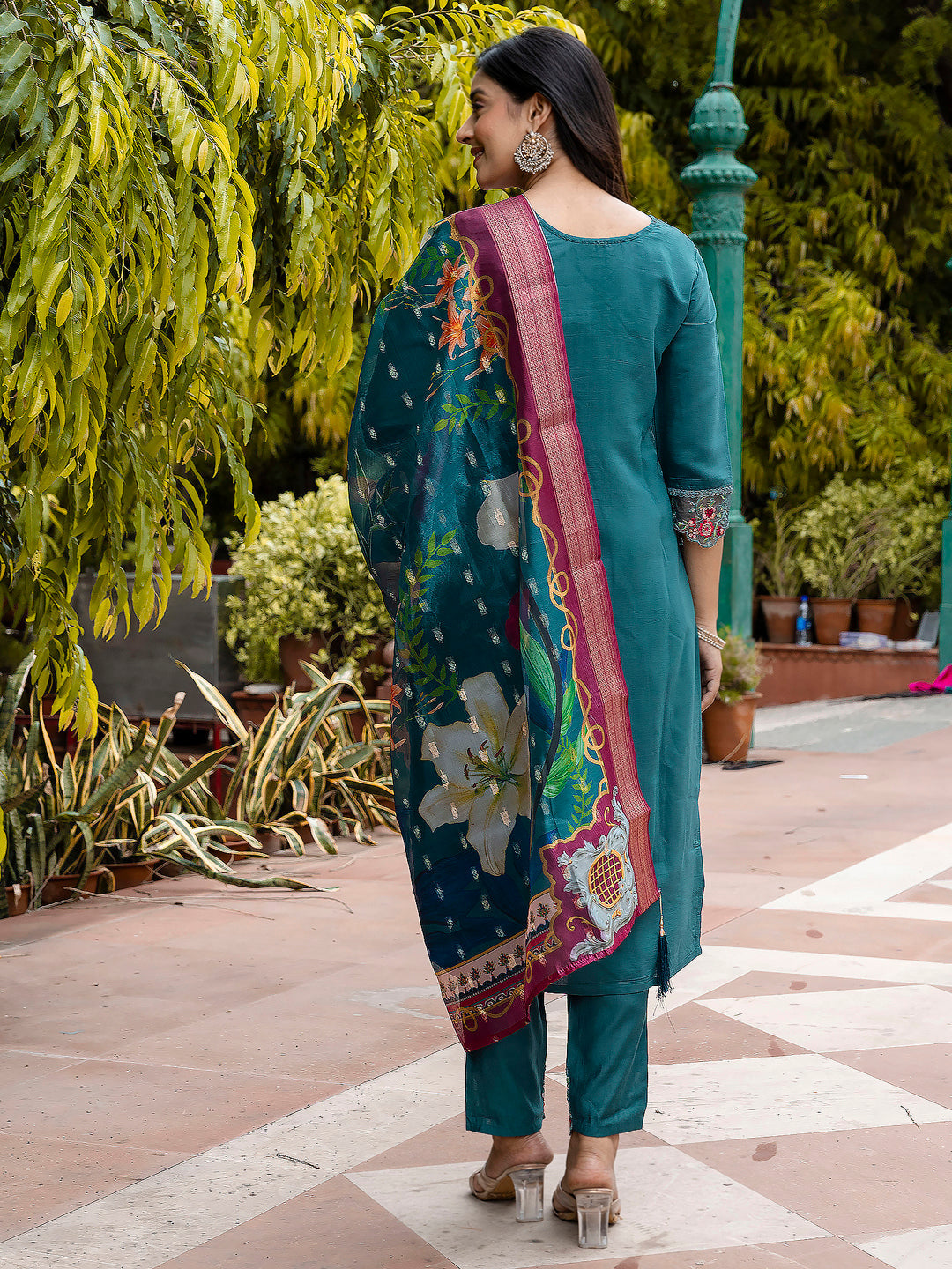 Dhiyona VV Women's Silk Blend Kurta Pant Dupatta Set