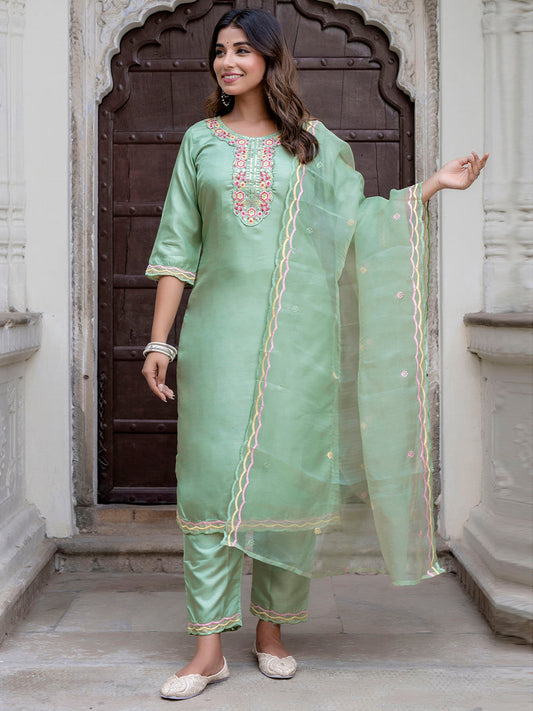 Dhiyona VV Women's Silk Blend Kurta Pant Dupatta Set