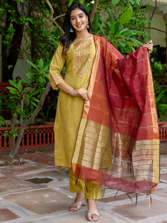 Dhiyona VV Women's Kurta Set with Dupatta Foil Print Kurta Set forDhiyona VV Women's