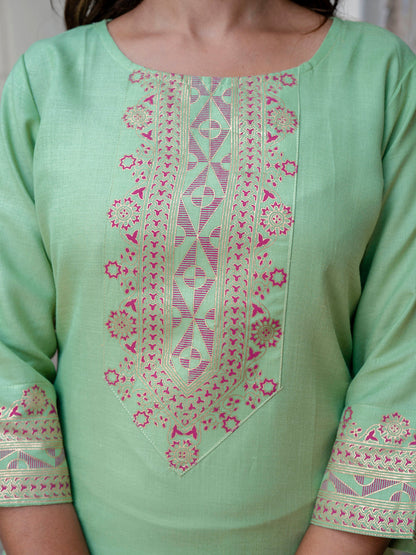 Dhiyona VV Women's Kurta Set with Dupatta Foil Print Kurta Set forDhiyona VV Women's