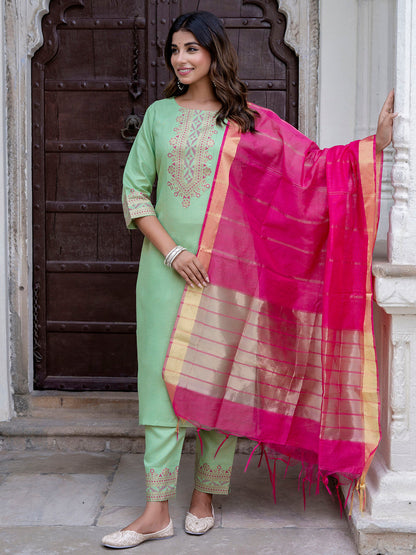 Dhiyona VV Women's Kurta Set with Dupatta Foil Print Kurta Set forDhiyona VV Women's