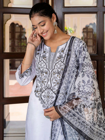 Dhiyona VV Women's Silk Blend Kurta Pant Dupatta Set