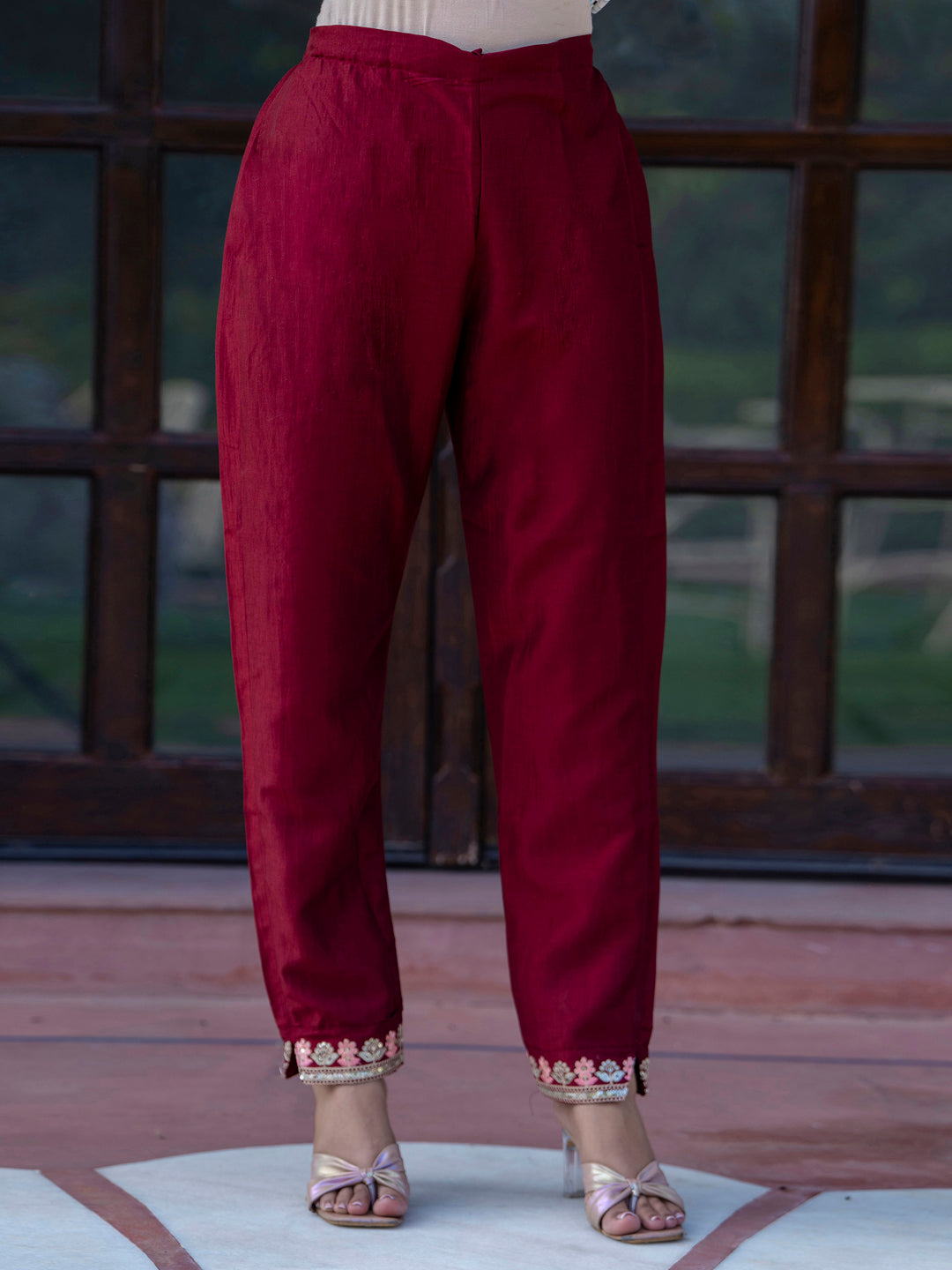 Dhiyona VV Women's Silk Blend Kurta Pant Dupatta Set