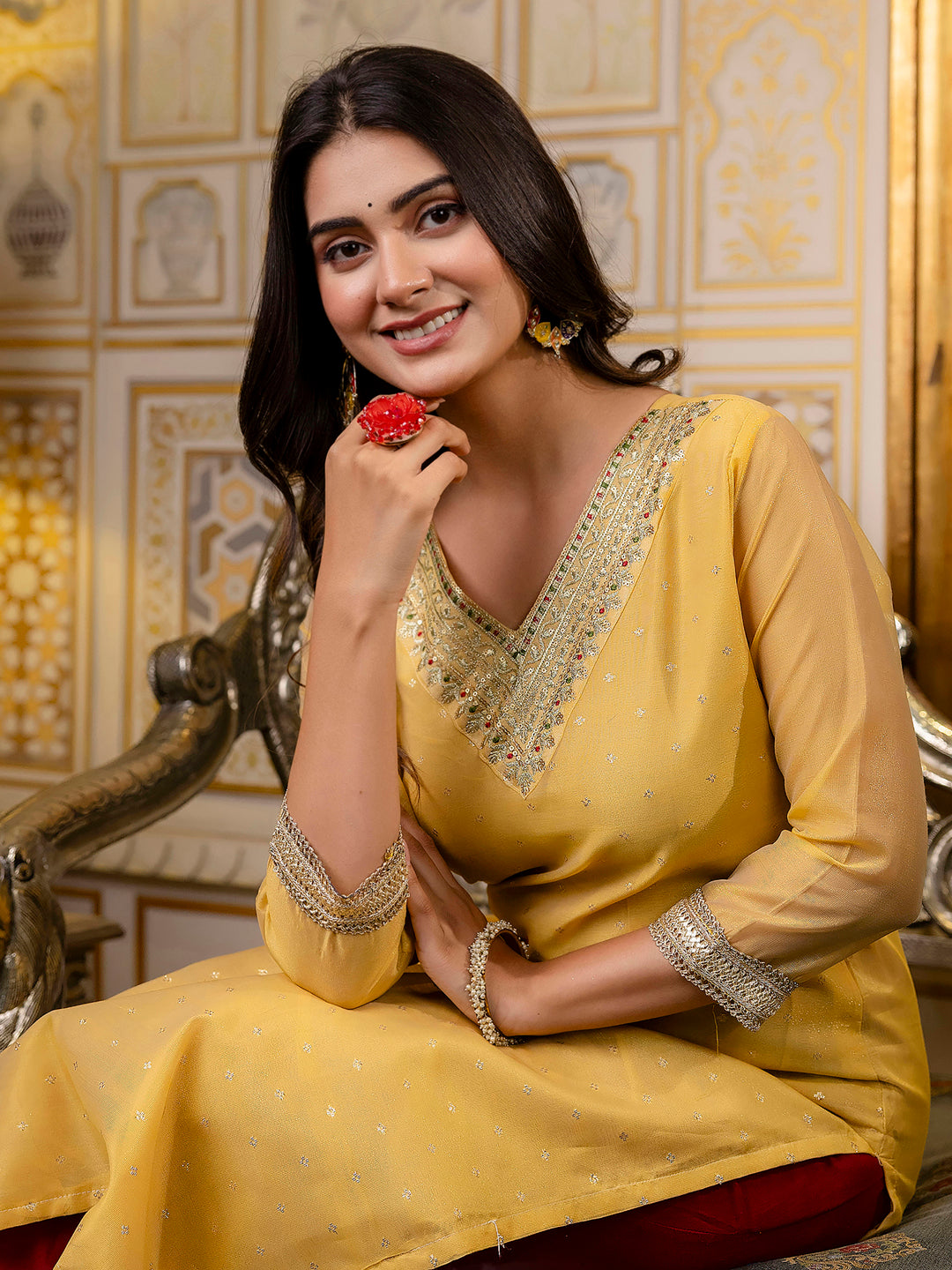 Dhiyona VV Women's Embroidered Silk Blend Straight Kurta