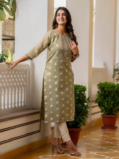 Dhiyona VV Women's Embroidered Silk Blend Straight Kurta