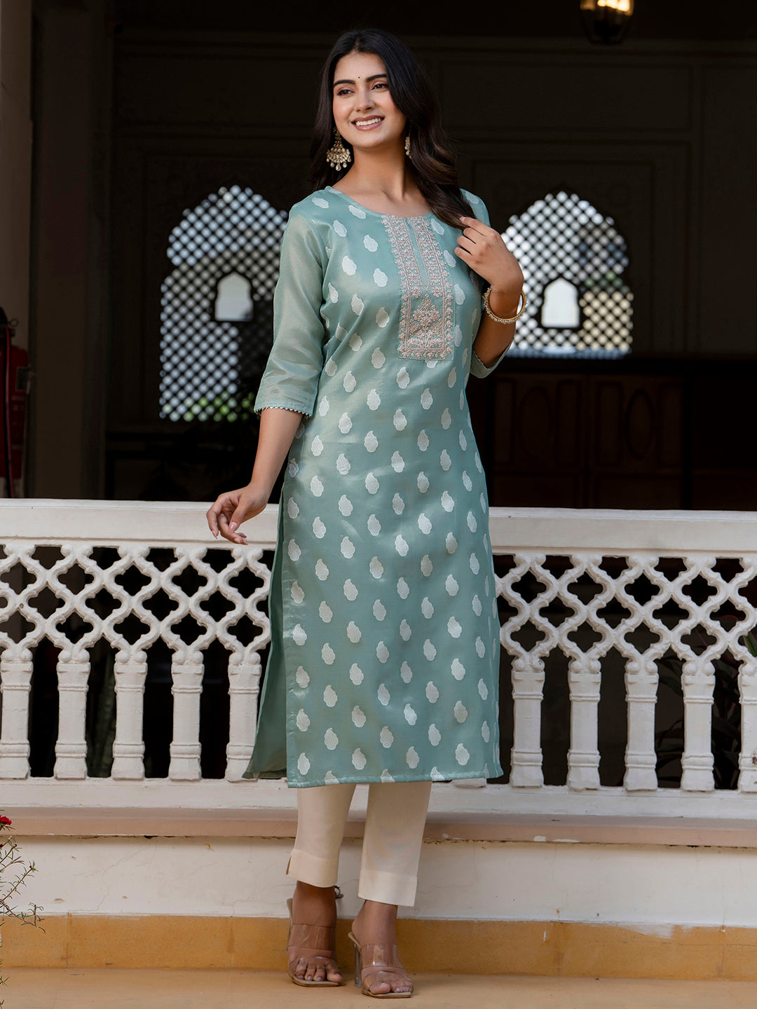 Dhiyona VV Women's Embroidered Silk Blend Straight Kurta