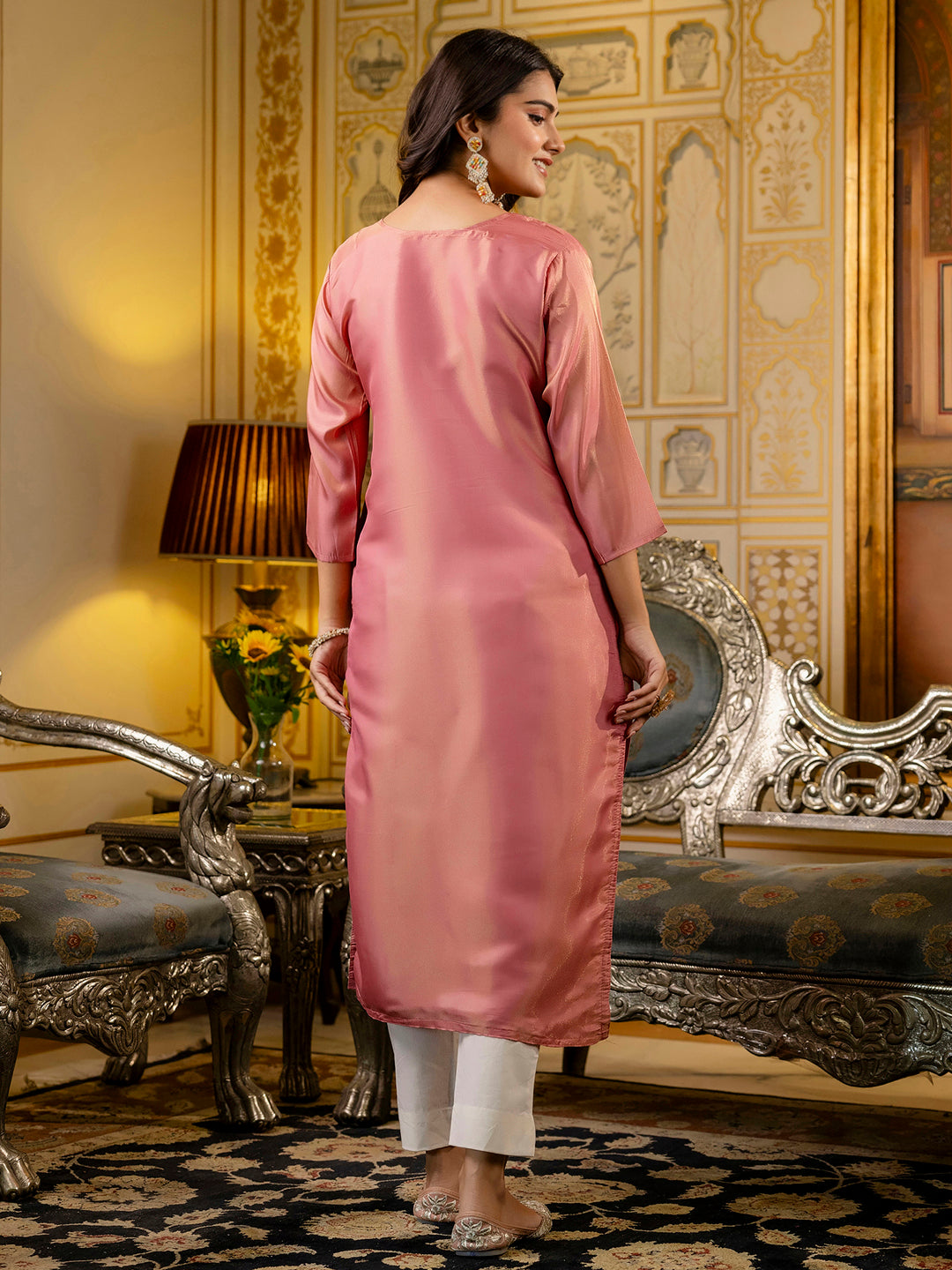 Dhiyona VV Women's Embroidered shimmer Silk Blend Straight Kurta
