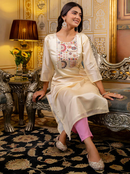 Dhiyona VV Women's Embroidered shimmer Silk Blend Straight Kurta