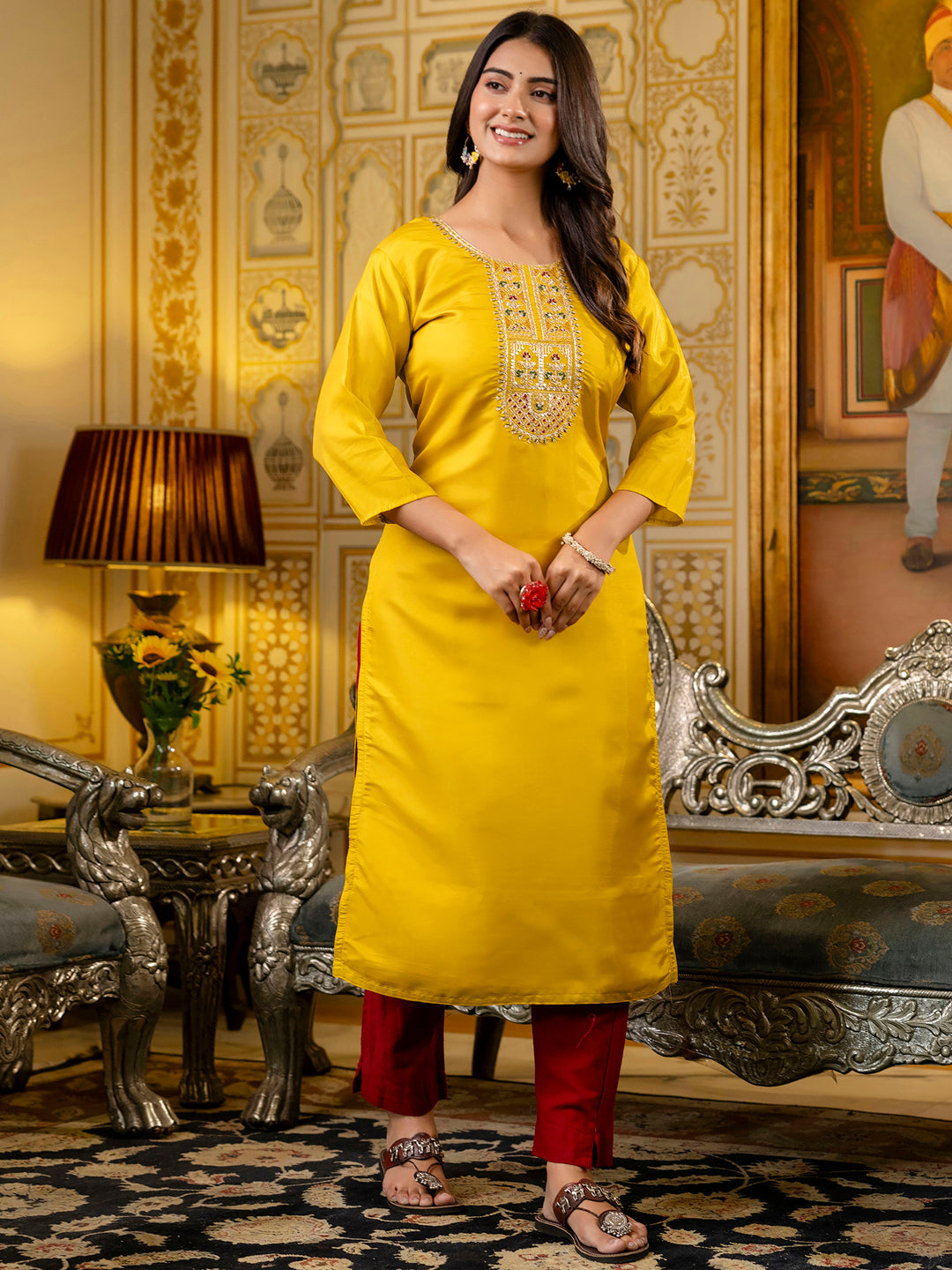 Dhiyona VV Women's Embroidered shimmer Silk Blend Straight Kurta