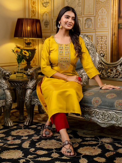 Dhiyona VV Women's Embroidered shimmer Silk Blend Straight Kurta