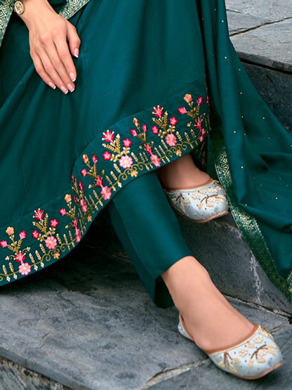 Dhiyona VV Women's Silk Blend Kurta Pant Dupatta Set