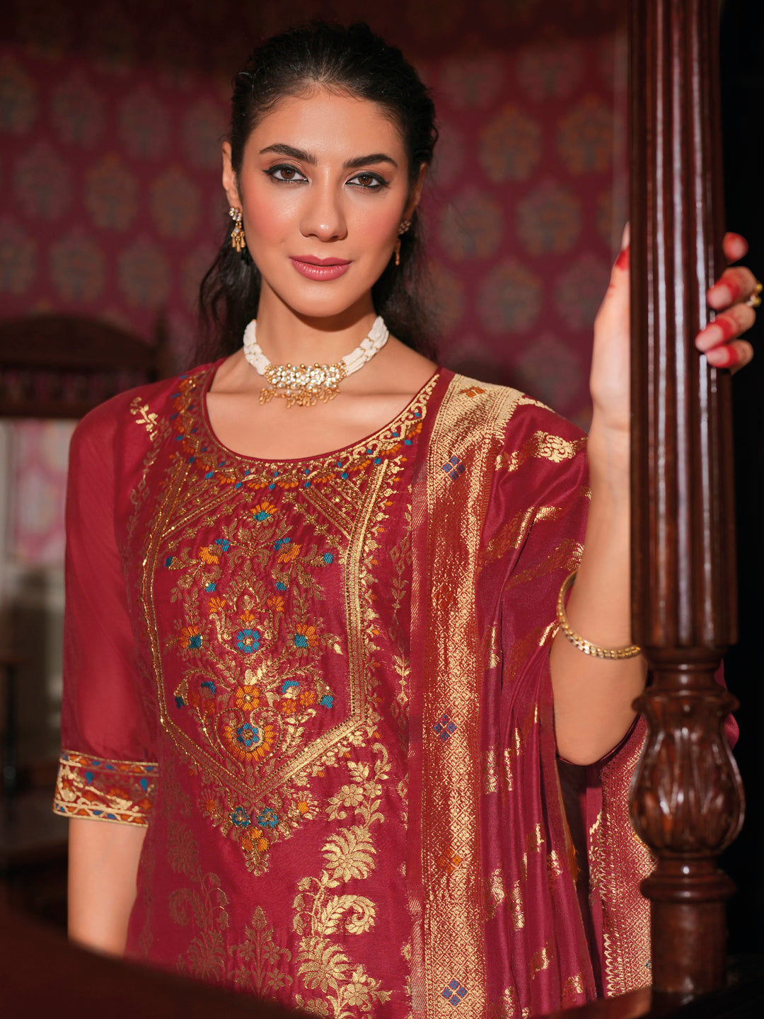 Dhiyona VV Women's Silk Blend Kurta Pant Dupatta Set
