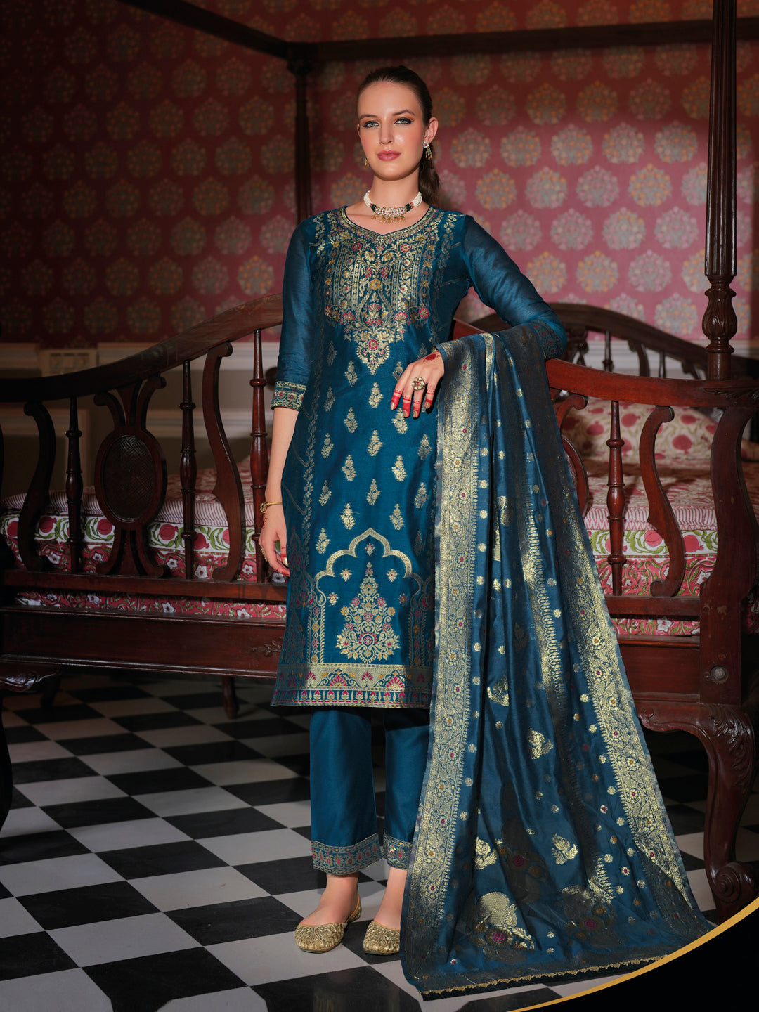 Dhiyona VV Women's Silk Blend Kurta Pant Dupatta Set