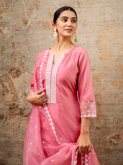 Dhiyona VV Women's Kurta and Pant Sets Silk Blend  Fabric