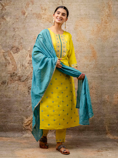 Dhiyona VV Women's Kurta and Pant Sets Silk Blend Fabric
