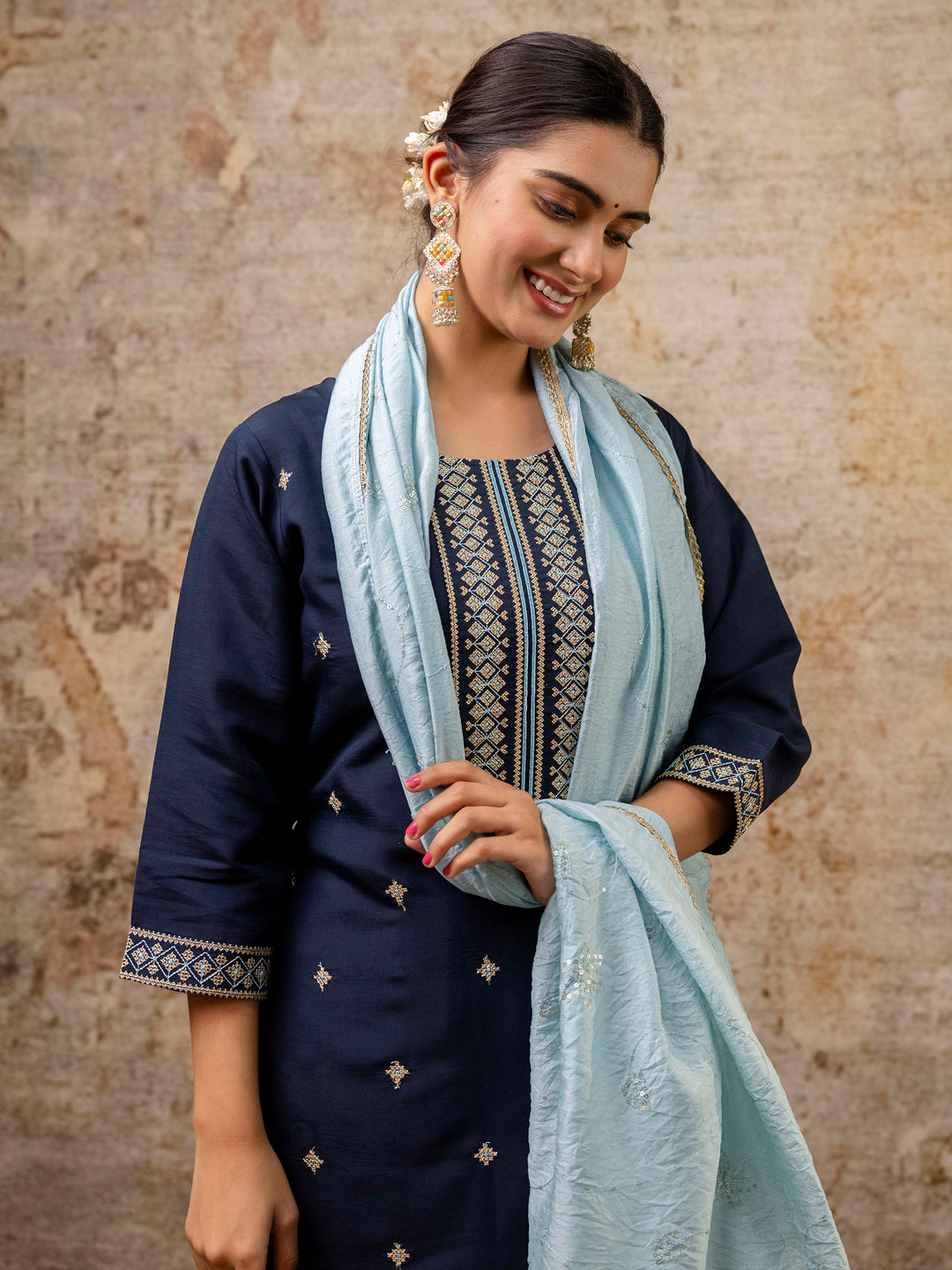 Dhiyona VV Women's Kurta and Pant Sets Silk Blend Fabric