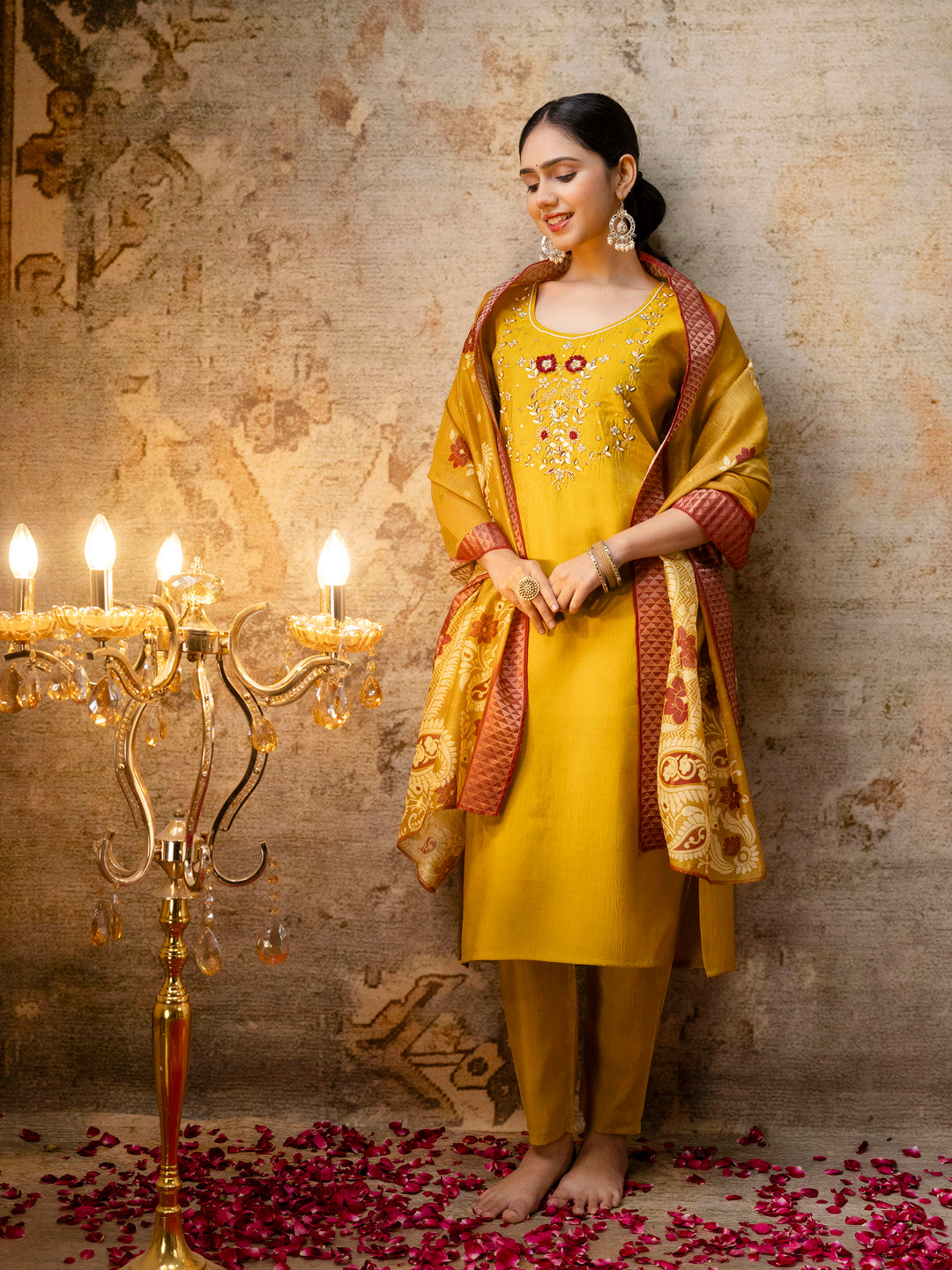 Dhiyona VV Women's Kurta and Pant Sets Simar Silk fabric