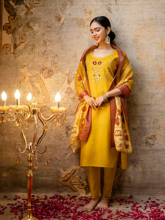 Dhiyona VV Women's Kurta and Pant Sets Simar Silk fabric