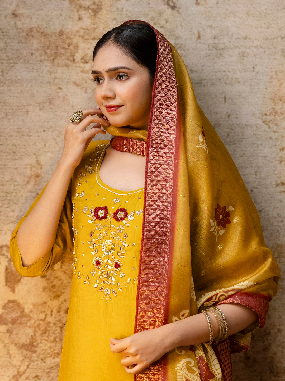 Dhiyona VV Women's Kurta and Pant Sets Simar Silk fabric
