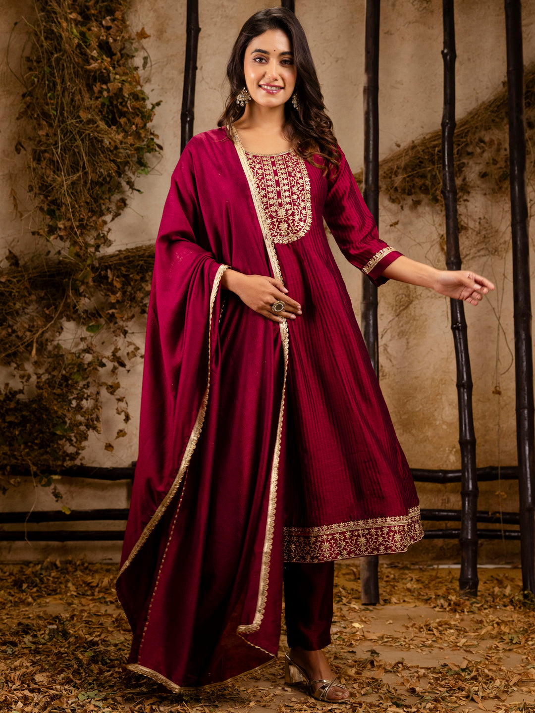 Dhiyona VV Women's Embroidered Silk Blend Anarkali Kurta Pant With Dupatta Set