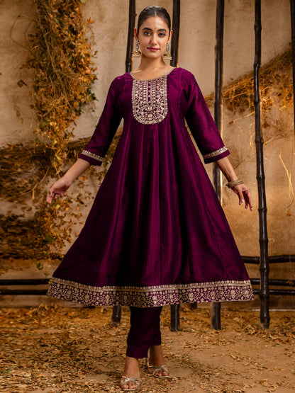 Dhiyona VV Women's Embroidered Silk Blend Anarkali Kurta Pant With Dupatta Set