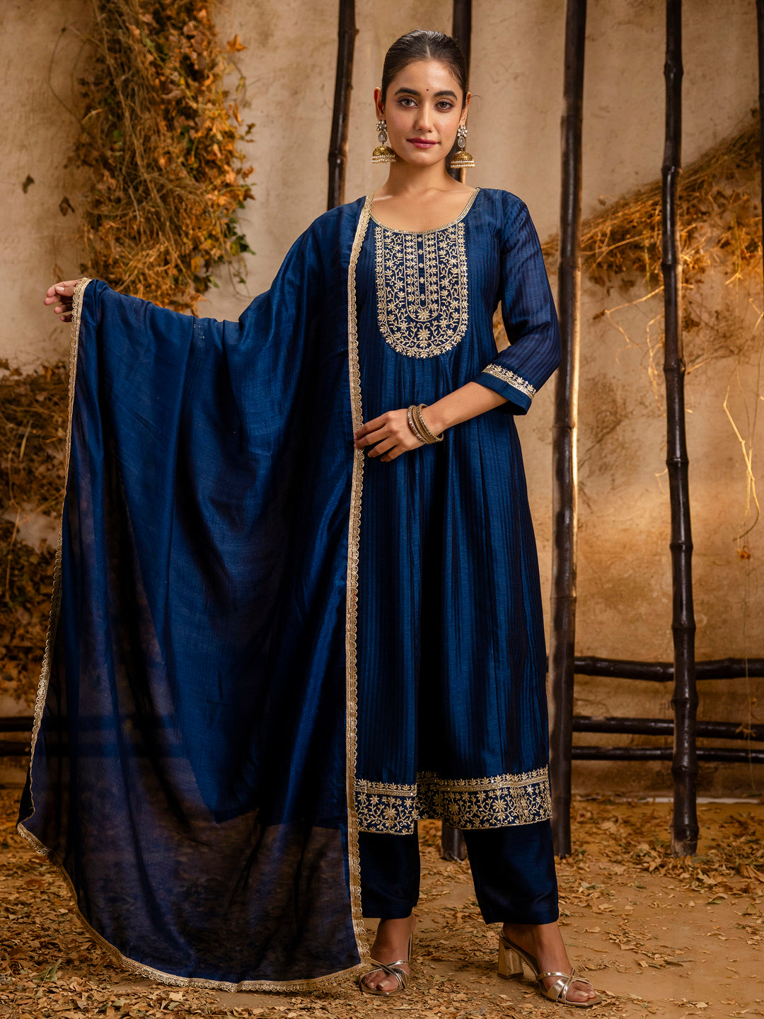Dhiyona VV Women's Embroidered Silk Blend Anarkali Kurta Pant With Dupatta Set