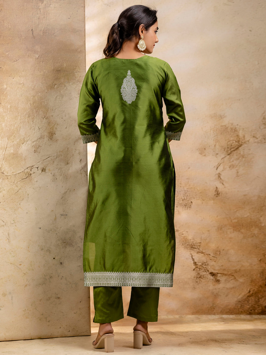 Dhiyona VV Women's Embroidered Cotton Blend Kurta Pant Sets with Dupatta