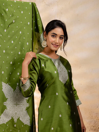 Dhiyona VV Women's Embroidered Cotton Blend Kurta Pant Sets with Dupatta