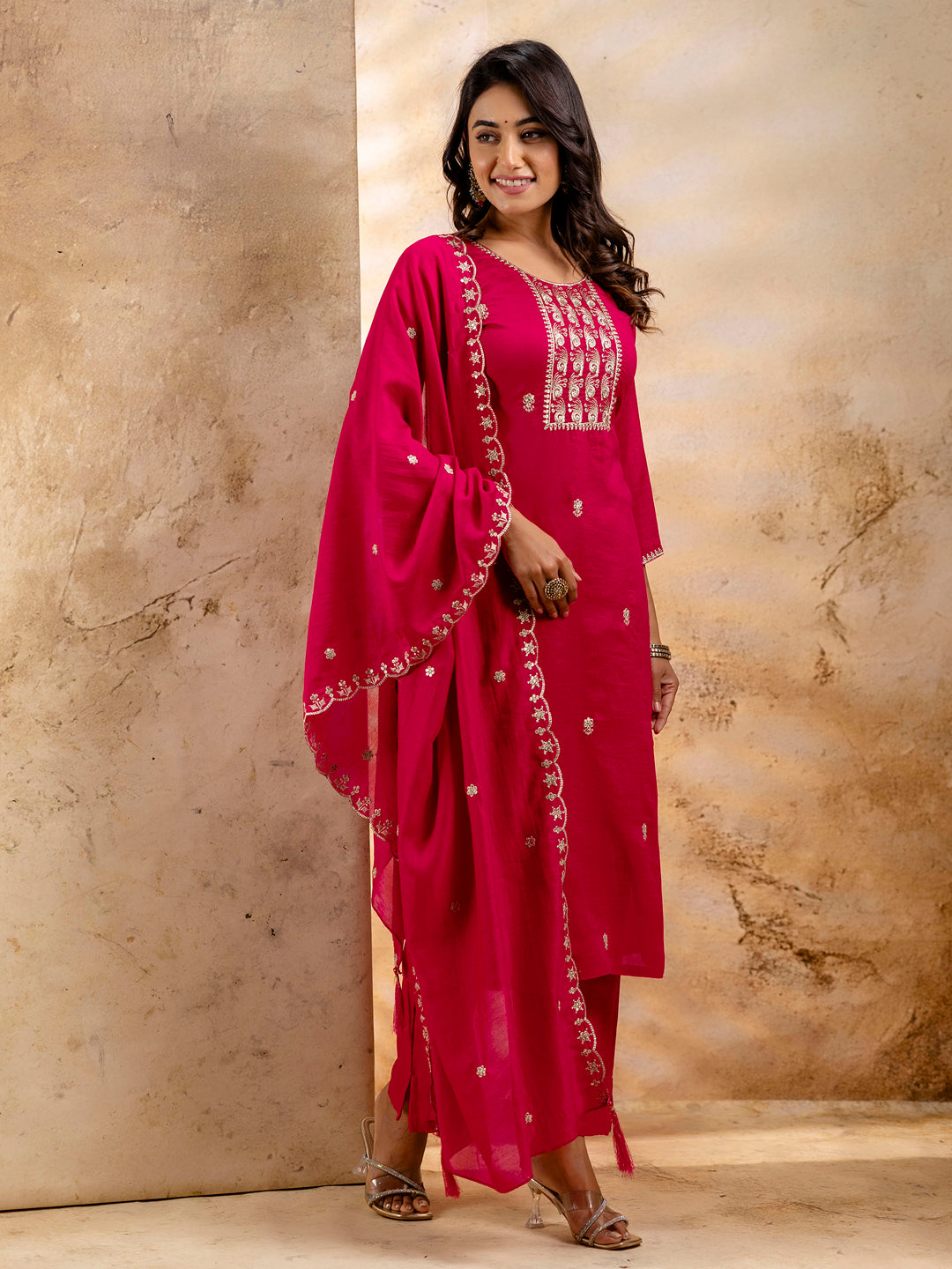 Dhiyona VV Women's Embroidered Silk Blend Kurta Pant Sets With Dupatta