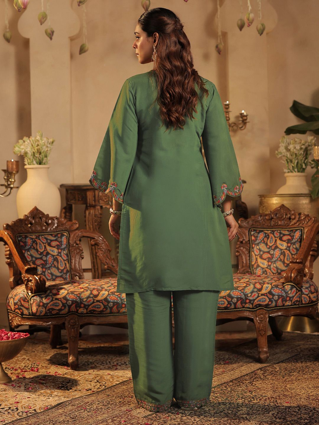 Women Ethnic Motifs Printed Kurta with Trouser & Dupatta