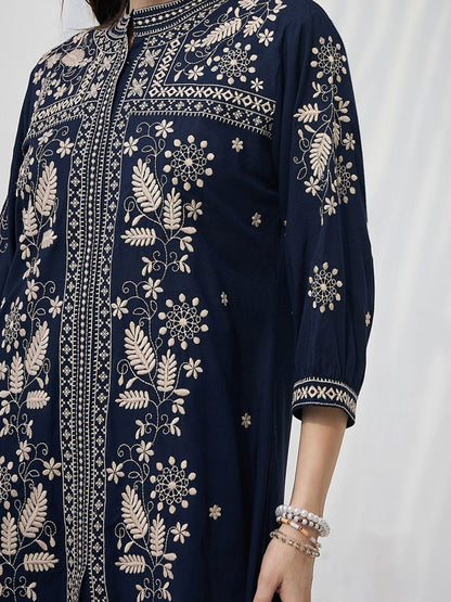 Dhiyona IE Floral Embroidered Mandarin Collar Neck A-Line Tunic With Trousers Co-Ords