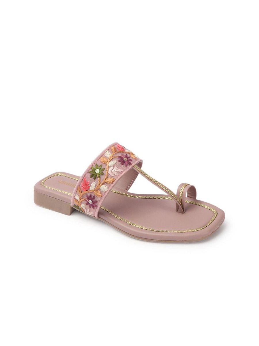 Dhiyona AK Women Embroidered Open Toe Flats