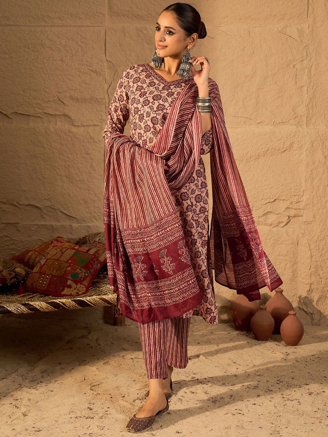 Women Floral Print Regular Pure Cotton Kurta with Trousers & With Dupatta