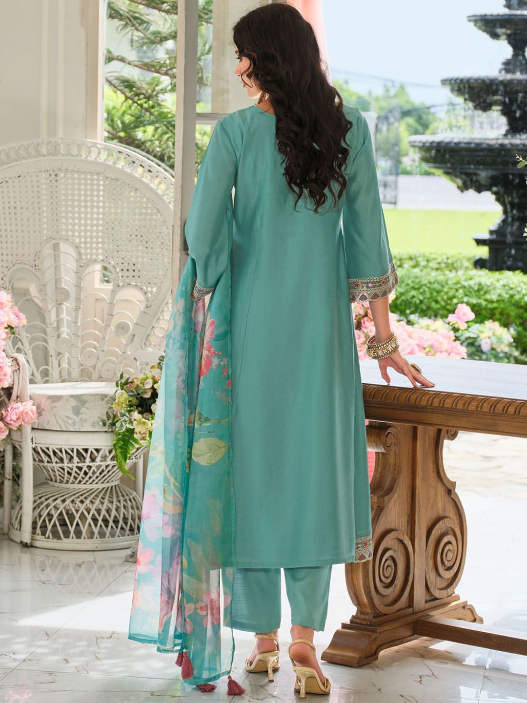 Dhiyona IE Women's Ethnic Motifs Embroidered Regular Mirror Work Kurta With Trousers & Dupatta