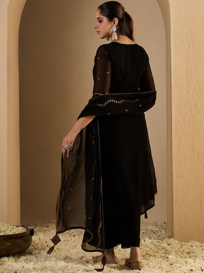 Women Ethnic Motifs Embroidered Kurta with Trousers & With Dupatta