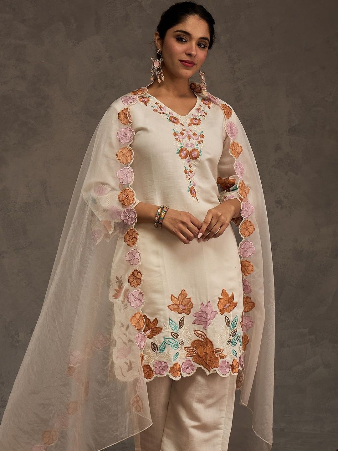 Women Floral Embroidered Kurta with Trousers & Dupatta