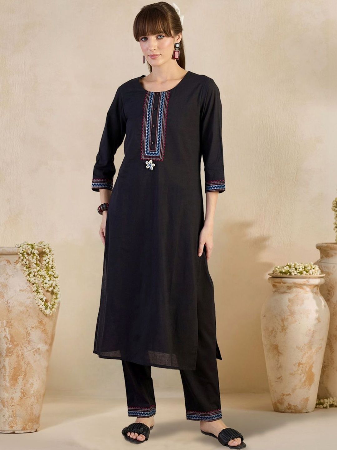 Dhiyona IE Women Ethnic Motifs Embroidered Regular Thread Work Pure Cotton Kurta with Trousers & With Dupatta