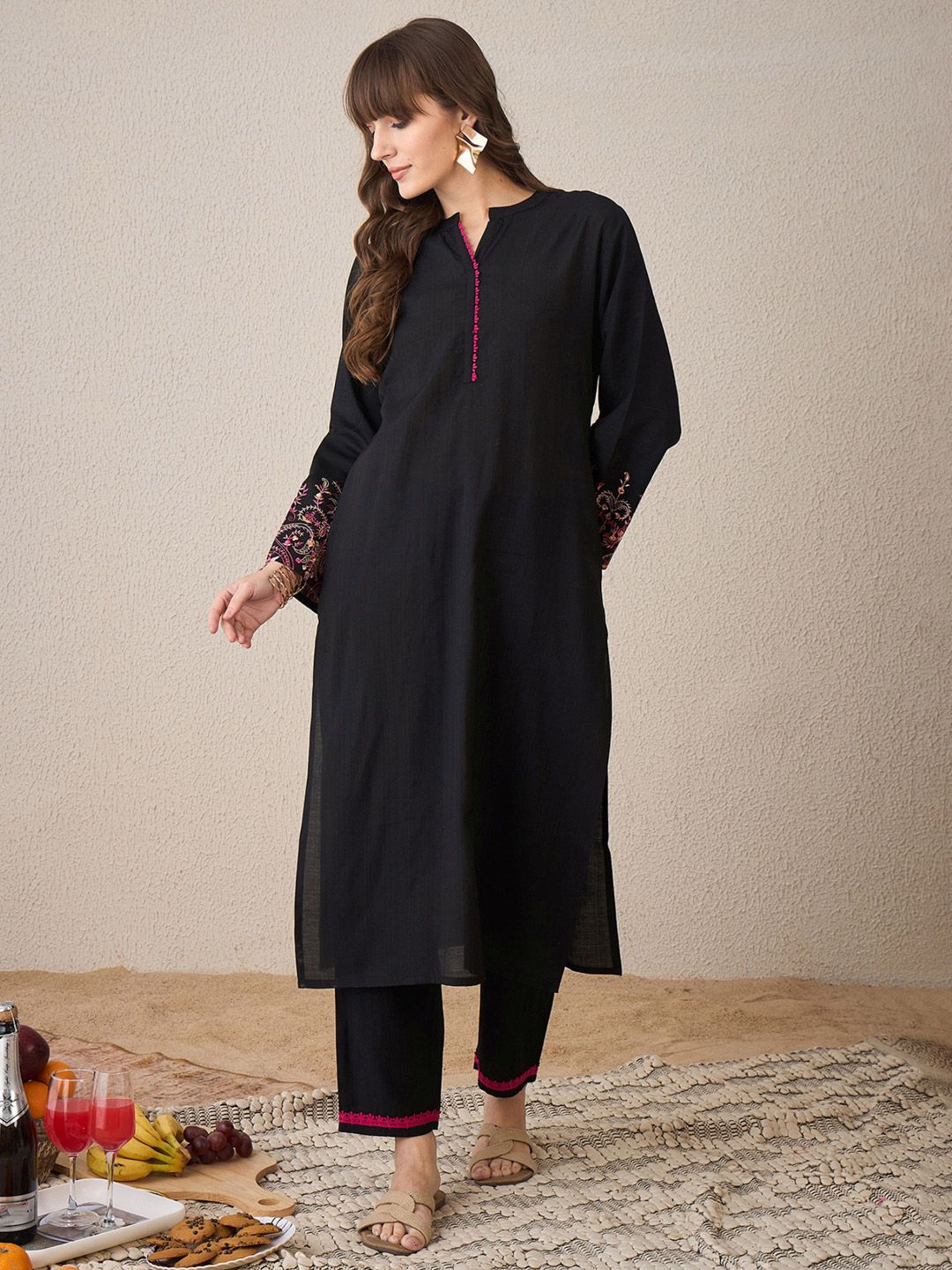 Mandarin Collar Flared Sleeves Thread Work Straight Kurta With Trouser