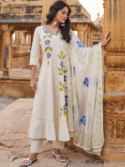 Floral Embroidered Mirror Work V-Neck Pure Cotton Kurta With Trousers & Dupatta