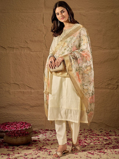 Dhiyona PD Women Women Floral Yoke Design Kurta with Trousers & Dupatta