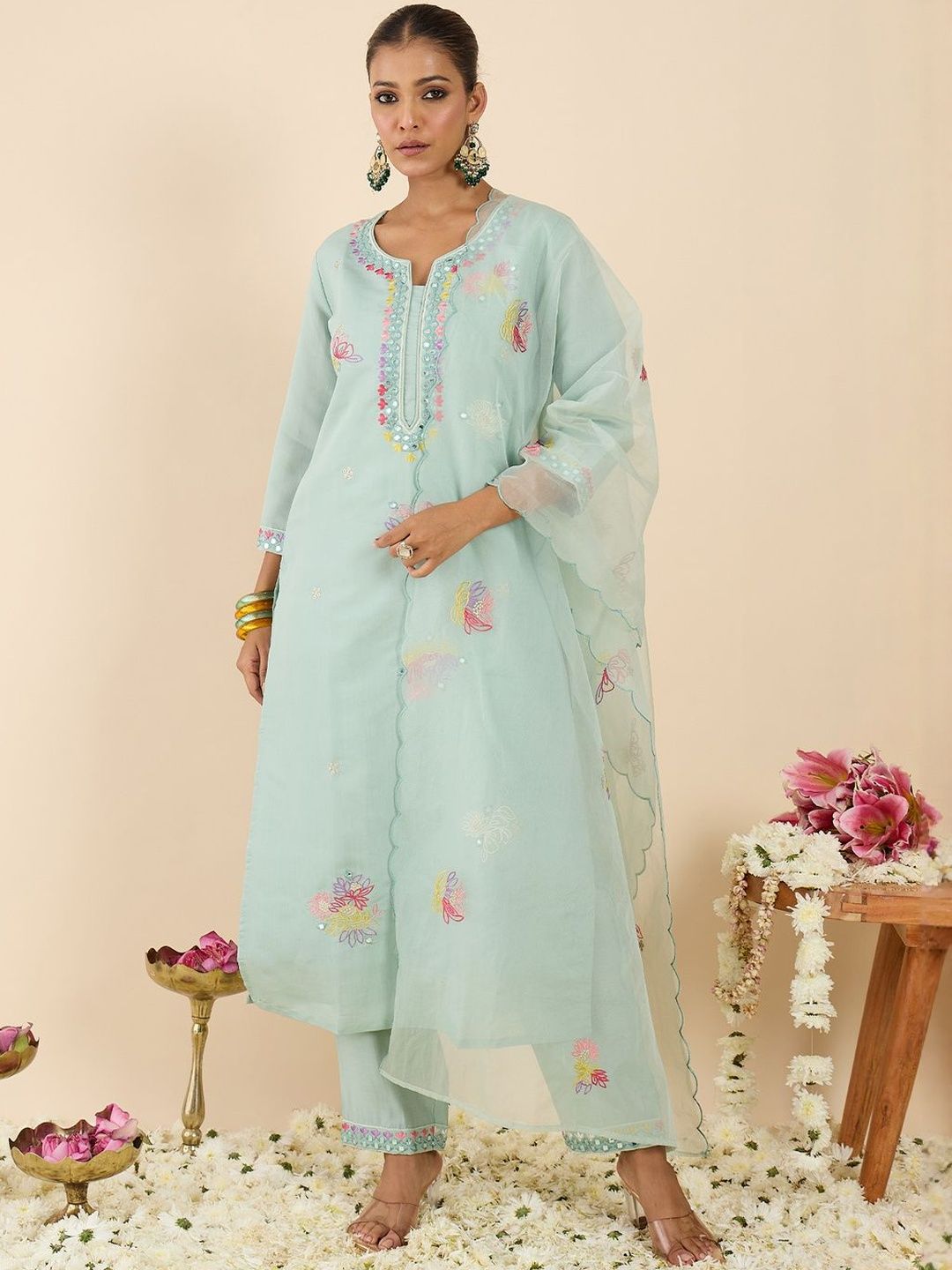 Women Floral Embroidered Regular Mirror Work Kurta with Trousers & With Dupatta